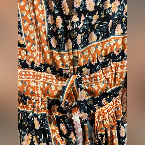 Jen’s Pirate Booty xs shirt - Picture 8 of 9